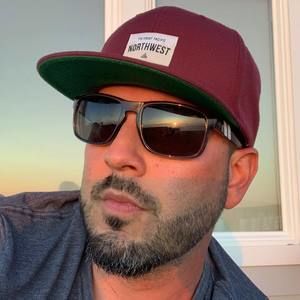 Meet your Posher, Johnny